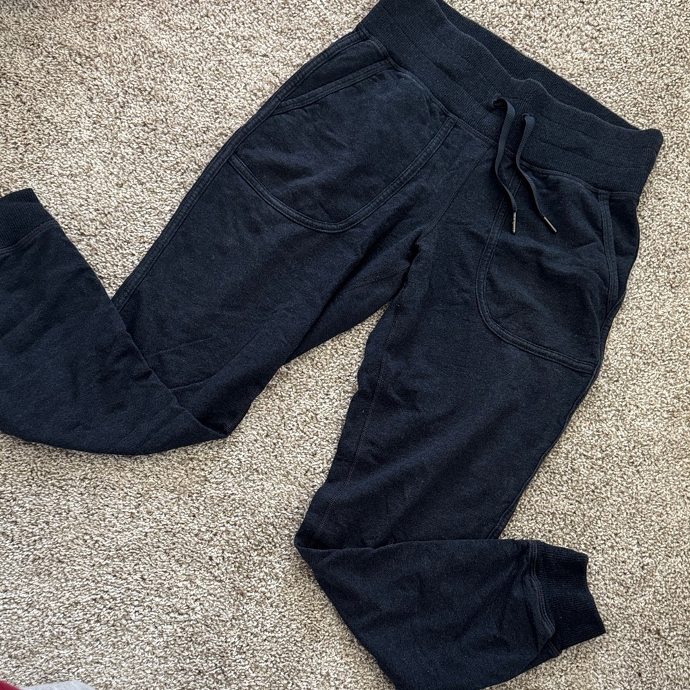 Lululemon Terry Cotton Hi Rise joggers sz 4
